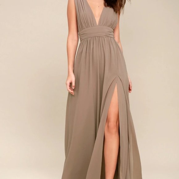 Lulu's bridesmaid dress size small - Picture 2 of 4